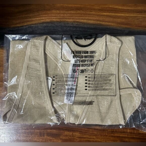 FP Movement Free Throw Metallic Sparkle Crop Tank in Sesame Size XS - Picture 6 of 6